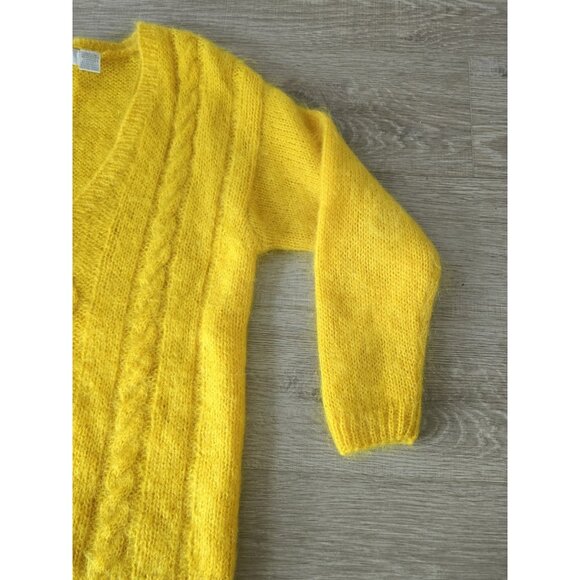Liz Claiborne Sun Yellow Wool Blend Cable Hand Knit Vintage V-neck Sweater M - Picture 3 of 12